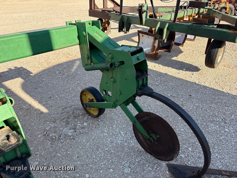 image for item FC2270 John Deere row crop cultivator