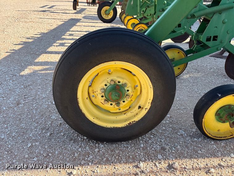 image for item FC2270 John Deere row crop cultivator