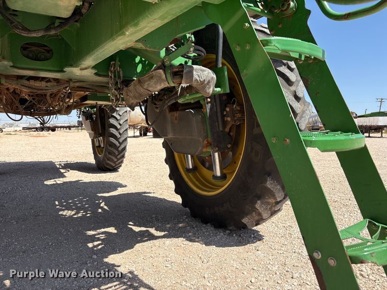 image for item FC2273 2013 John Deere 4940 spreader