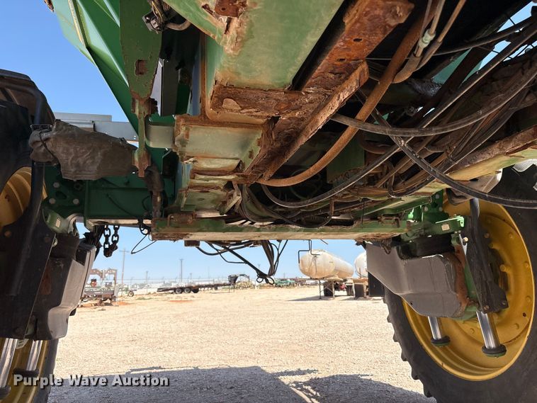 image for item FC2273 2013 John Deere 4940 spreader