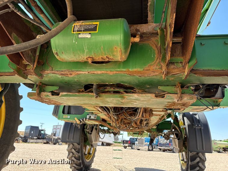 image for item FC2273 2013 John Deere 4940 spreader