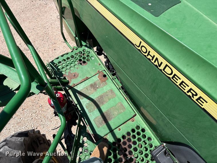 image for item FC2273 2013 John Deere 4940 spreader