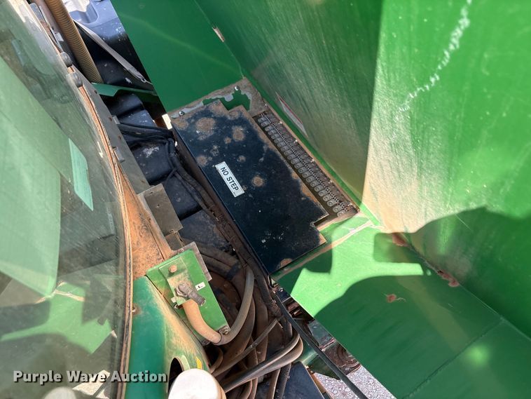 image for item FC2273 2013 John Deere 4940 spreader