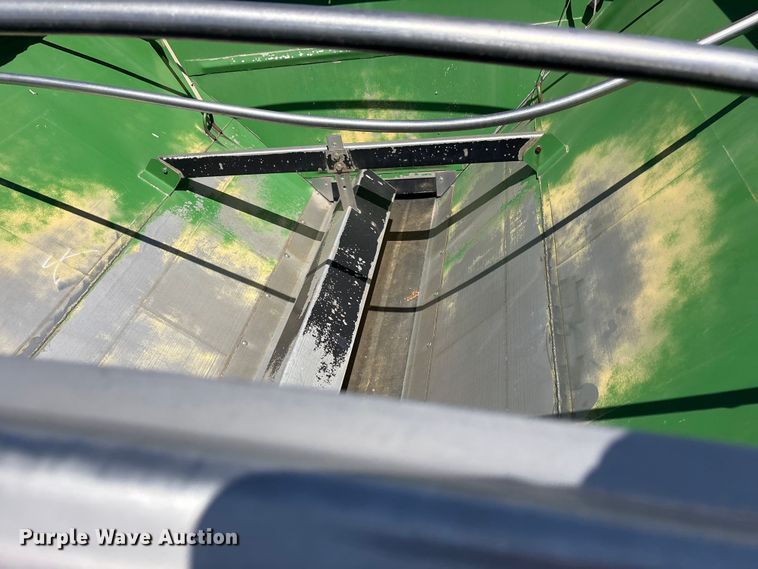 image for item FC2273 2013 John Deere 4940 spreader