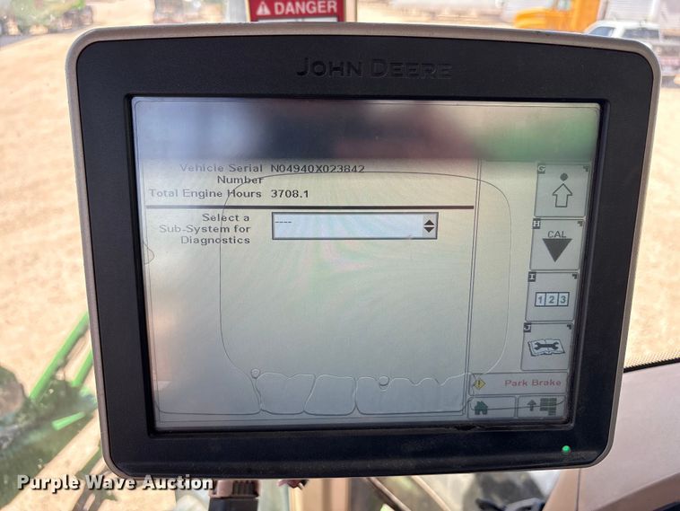 image for item FC2273 2013 John Deere 4940 spreader