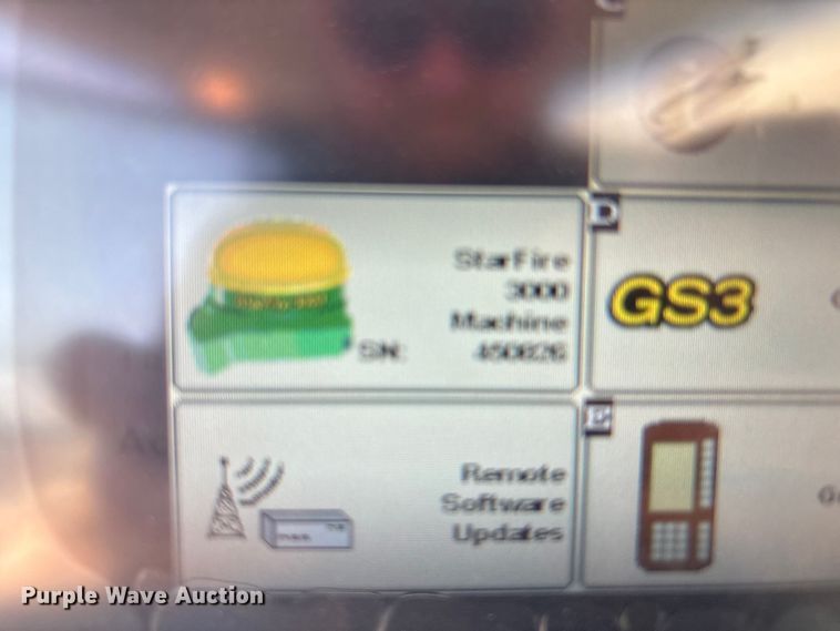 image for item FC2273 2013 John Deere 4940 spreader