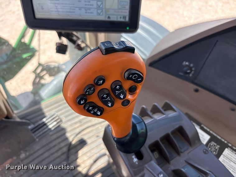 image for item FC2273 2013 John Deere 4940 spreader