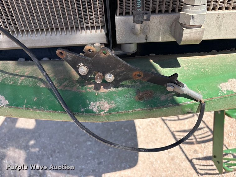 image for item FC2273 2013 John Deere 4940 spreader