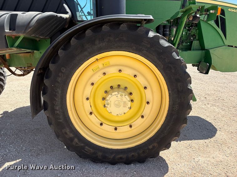 image for item FC2273 2013 John Deere 4940 spreader
