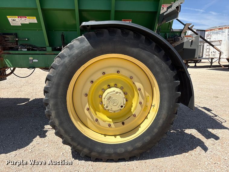 image for item FC2273 2013 John Deere 4940 spreader