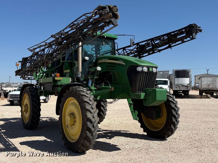 image for item FC2274 2006 John Deere 4720 sprayer