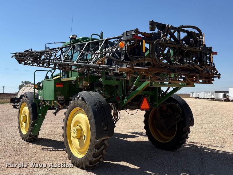 image for item FC2274 2006 John Deere 4720 sprayer