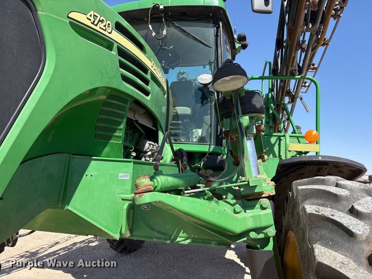 image for item FC2274 2006 John Deere 4720 sprayer