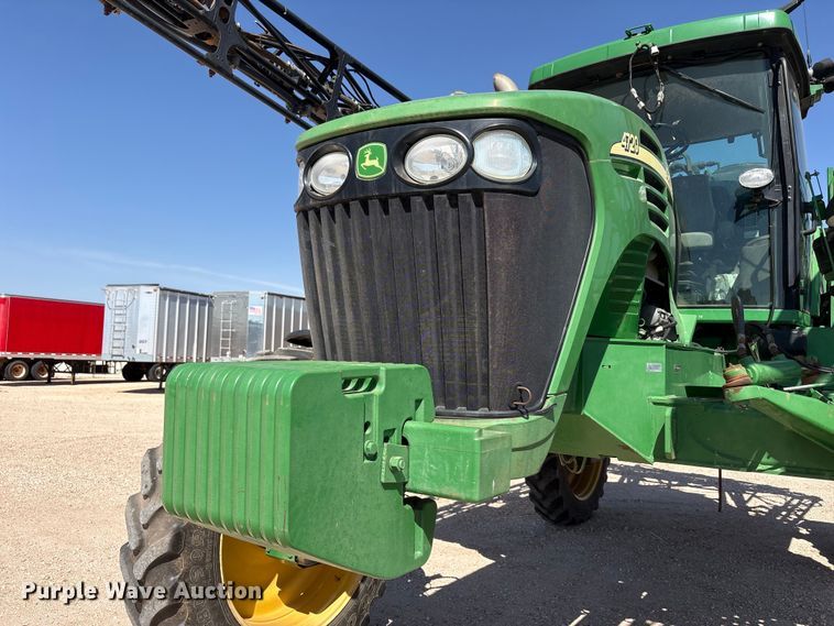 image for item FC2274 2006 John Deere 4720 sprayer