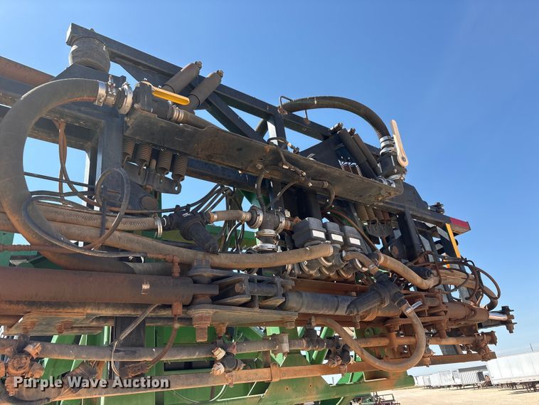 image for item FC2274 2006 John Deere 4720 sprayer