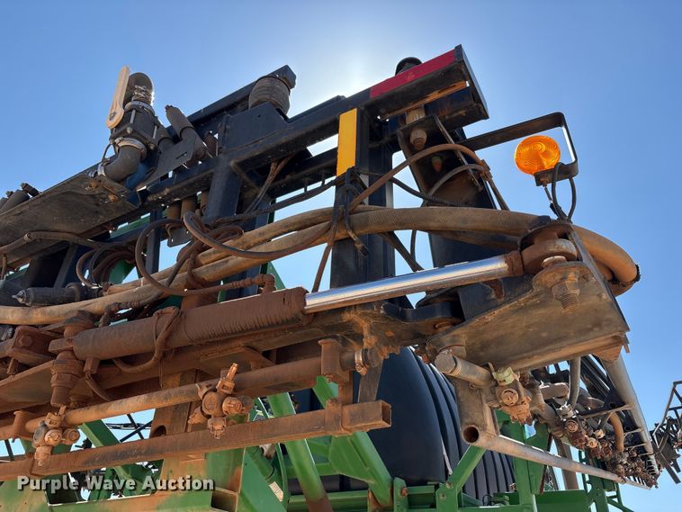 image for item FC2274 2006 John Deere 4720 sprayer
