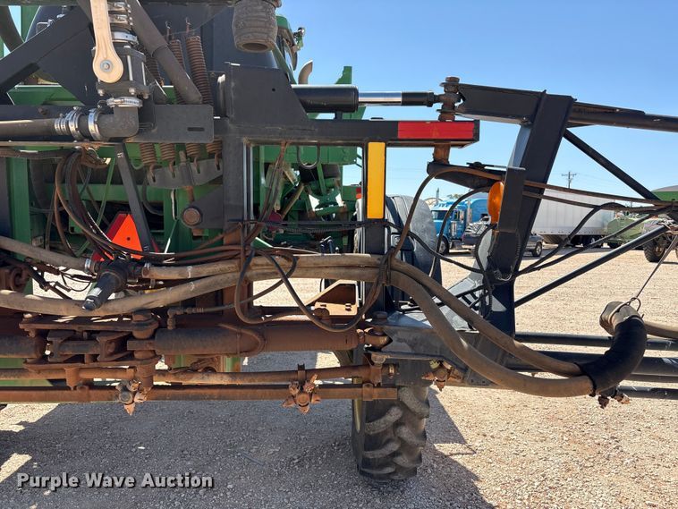 image for item FC2274 2006 John Deere 4720 sprayer