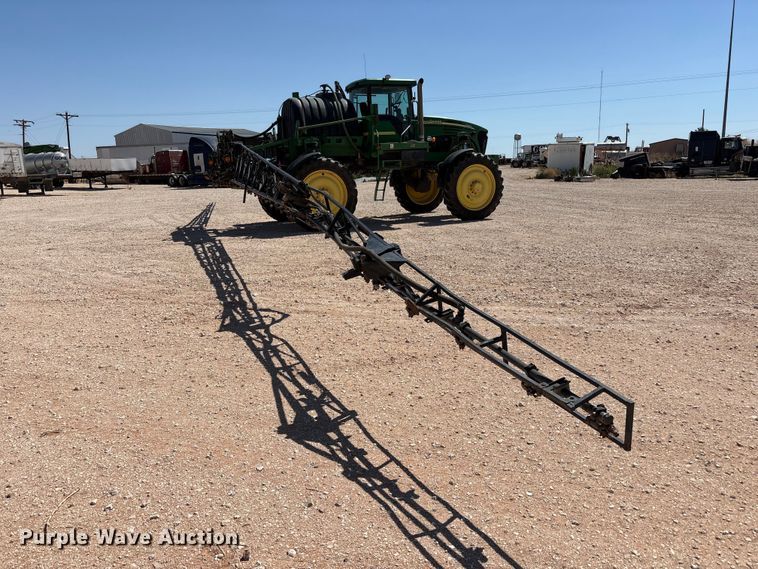 image for item FC2274 2006 John Deere 4720 sprayer
