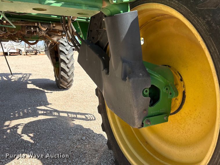 image for item FC2274 2006 John Deere 4720 sprayer