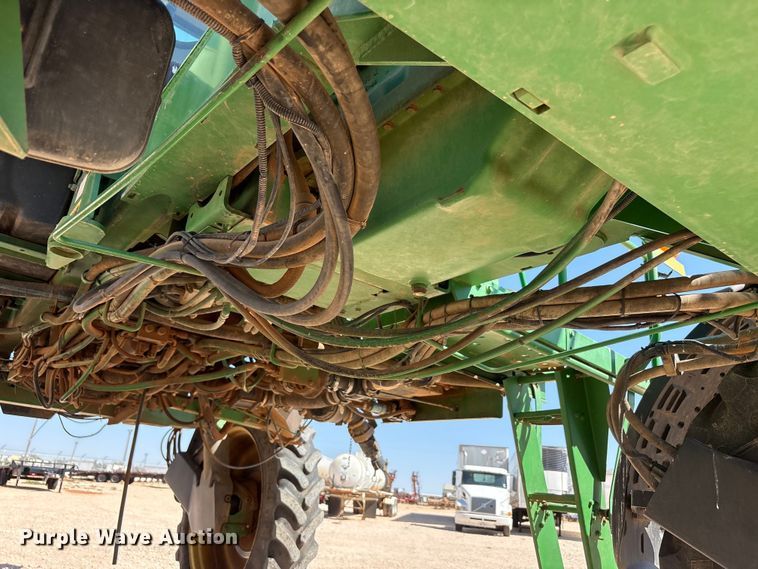 image for item FC2274 2006 John Deere 4720 sprayer
