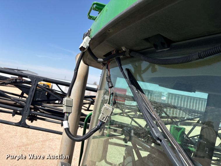 image for item FC2274 2006 John Deere 4720 sprayer
