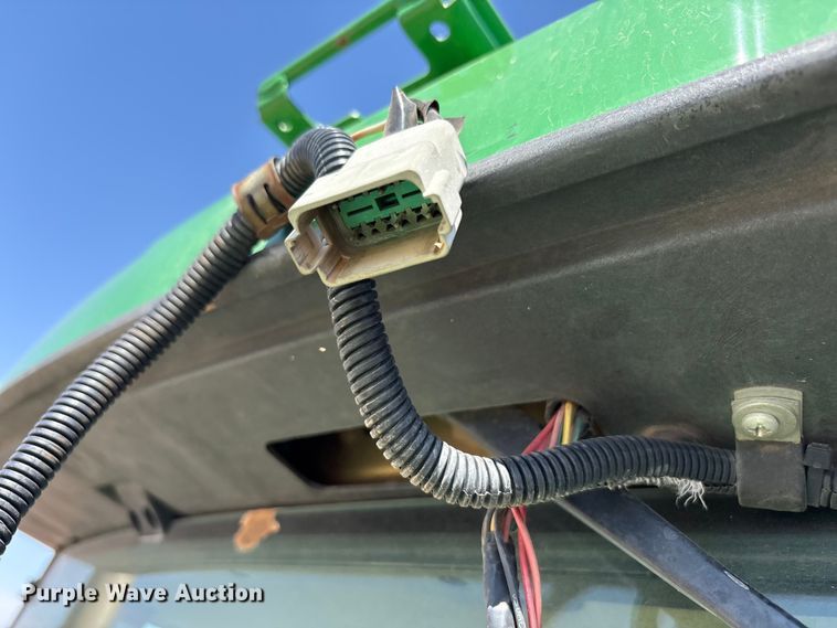 image for item FC2274 2006 John Deere 4720 sprayer