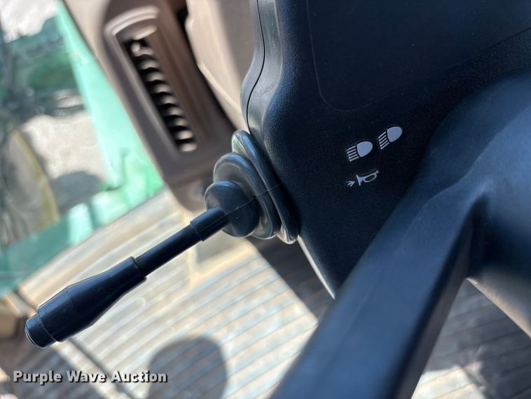 image for item FC2274 2006 John Deere 4720 sprayer