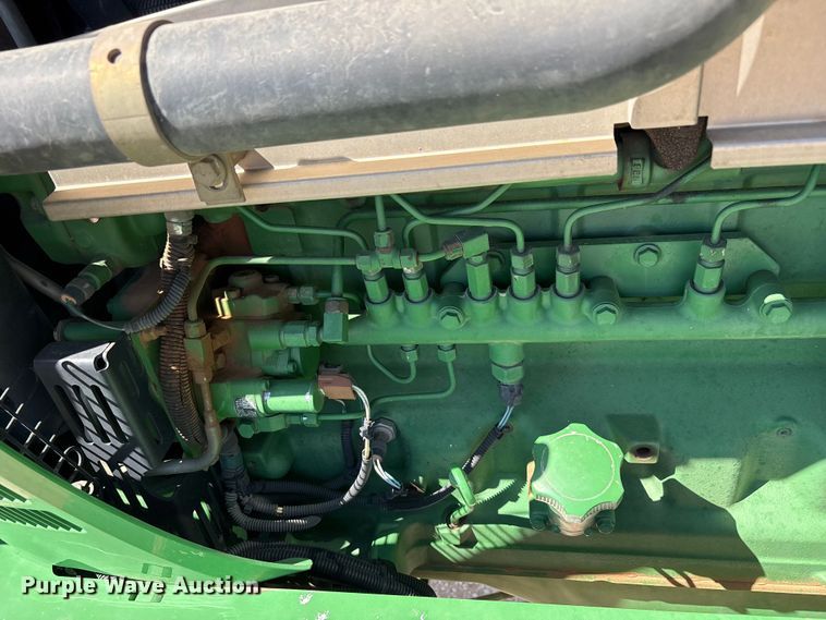 image for item FC2274 2006 John Deere 4720 sprayer