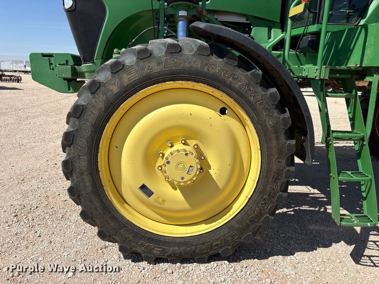 image for item FC2274 2006 John Deere 4720 sprayer