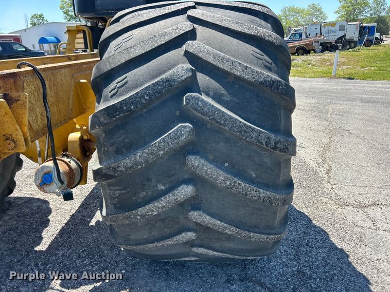 image for item FC2523 Ag-Chem TerraGator 1903 applicator cab and chassis