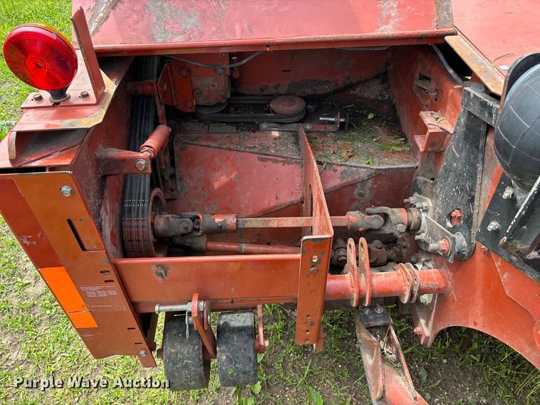 image for item FG0346 Hesston 8500 swather / windrower