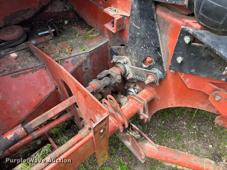 image for item FG0346 Hesston 8500 swather / windrower