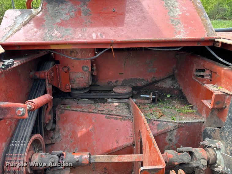 image for item FG0346 Hesston 8500 swather / windrower