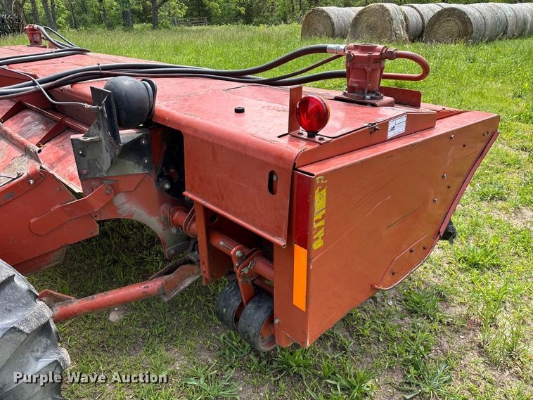 image for item FG0346 Hesston 8500 swather / windrower