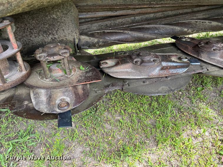 image for item FG0346 Hesston 8500 swather / windrower