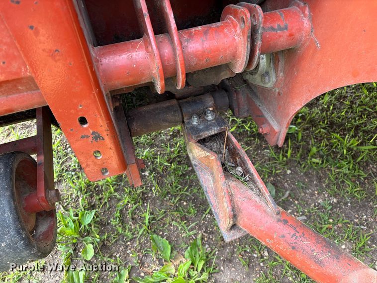 image for item FG0346 Hesston 8500 swather / windrower