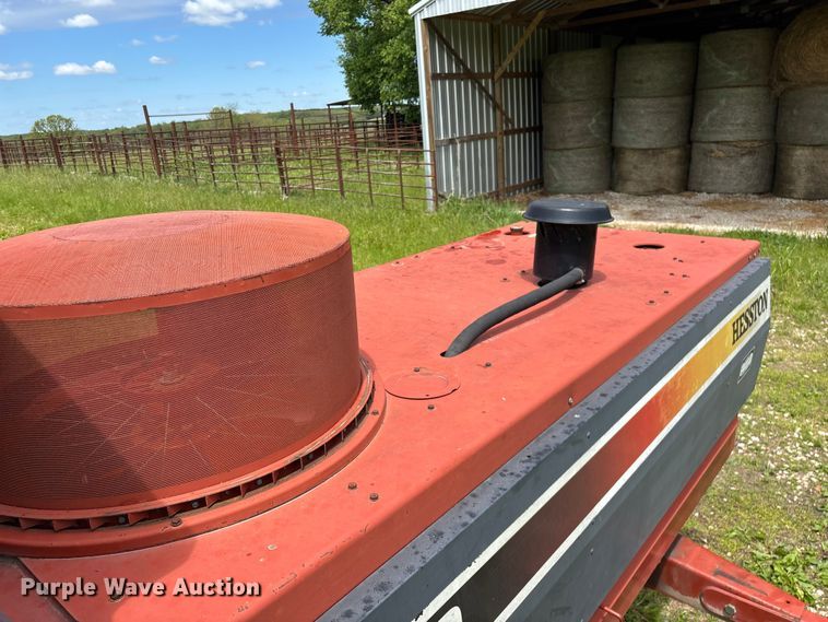image for item FG0346 Hesston 8500 swather / windrower