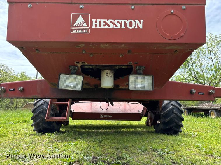 image for item FG0346 Hesston 8500 swather / windrower