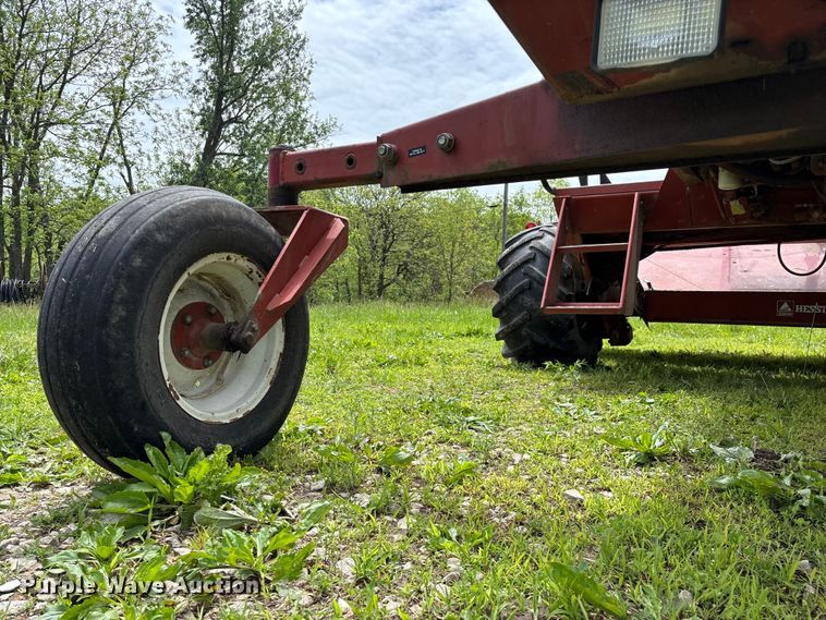 image for item FG0346 Hesston 8500 swather / windrower
