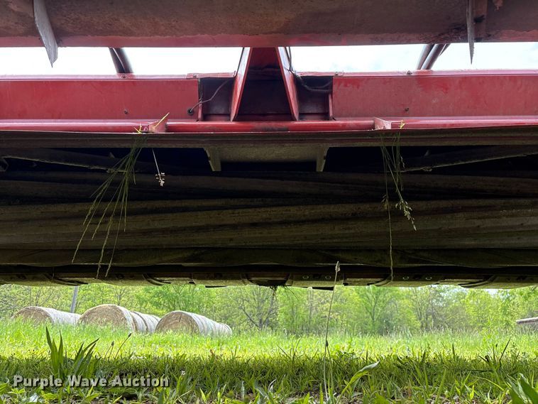 image for item FG0346 Hesston 8500 swather / windrower