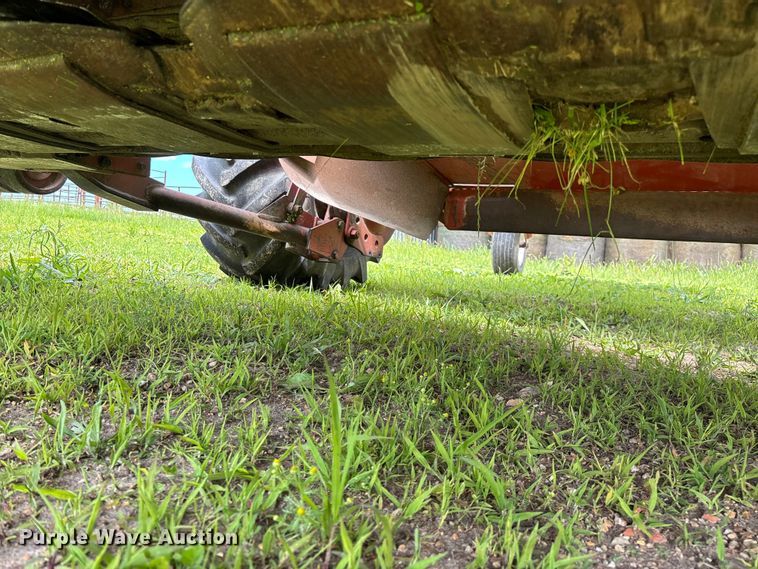 image for item FG0346 Hesston 8500 swather / windrower