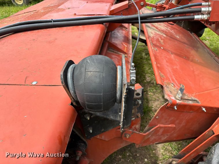 image for item FG0346 Hesston 8500 swather / windrower