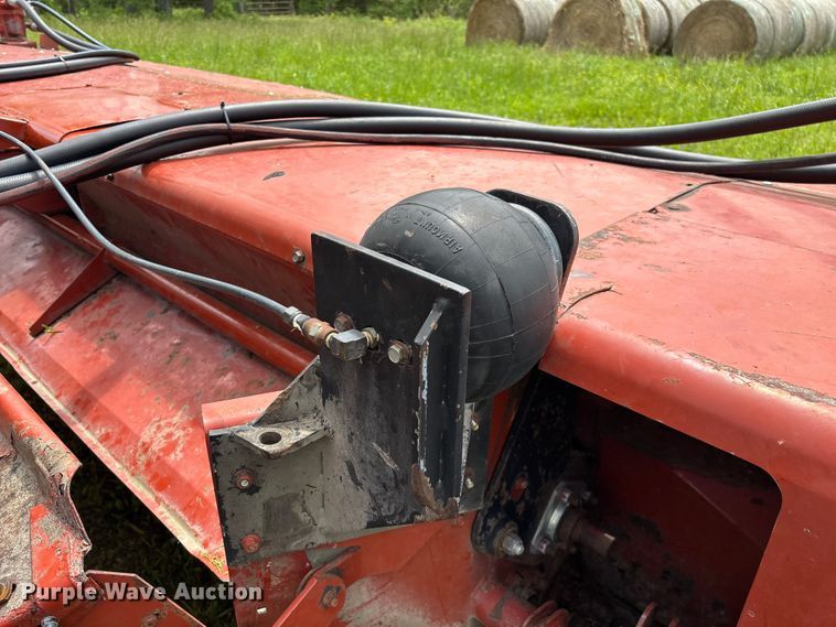 image for item FG0346 Hesston 8500 swather / windrower