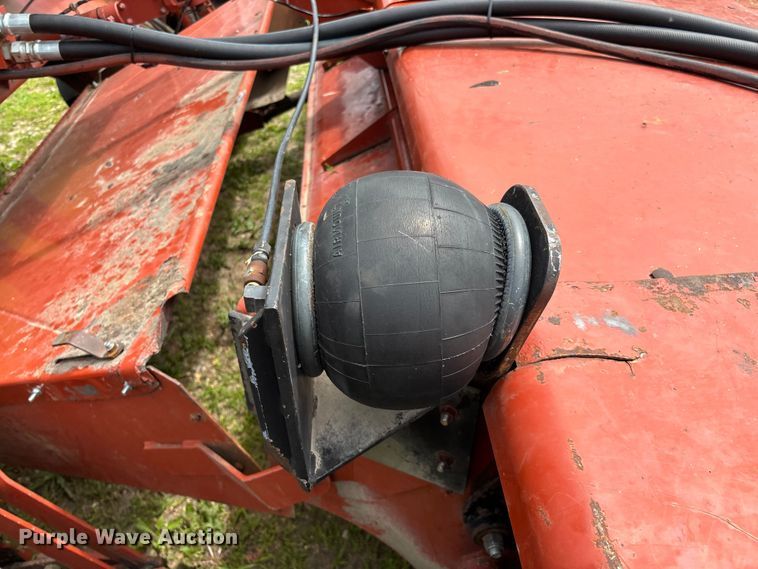 image for item FG0346 Hesston 8500 swather / windrower