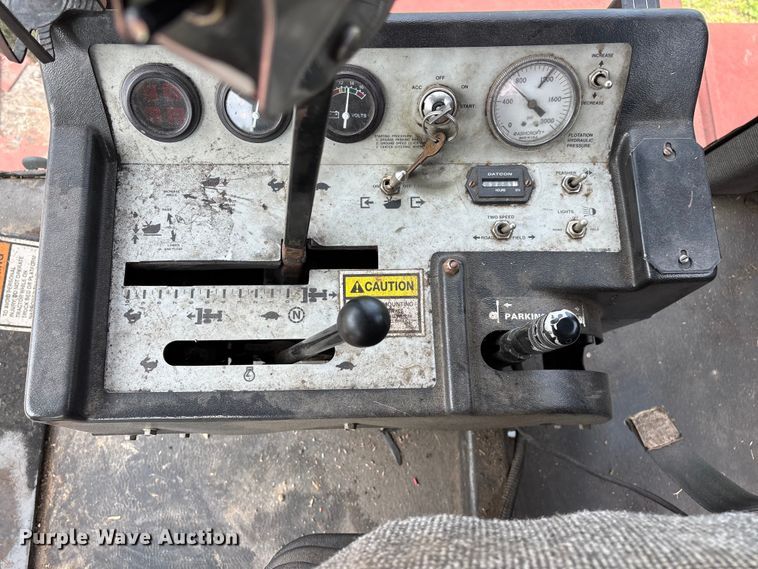 image for item FG0346 Hesston 8500 swather / windrower