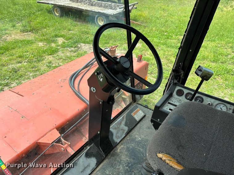 image for item FG0346 Hesston 8500 swather / windrower