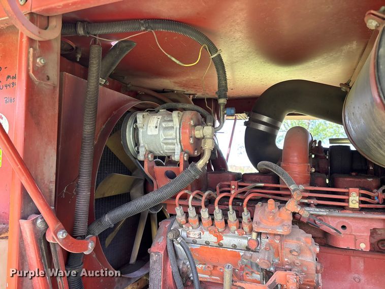 image for item FG0346 Hesston 8500 swather / windrower