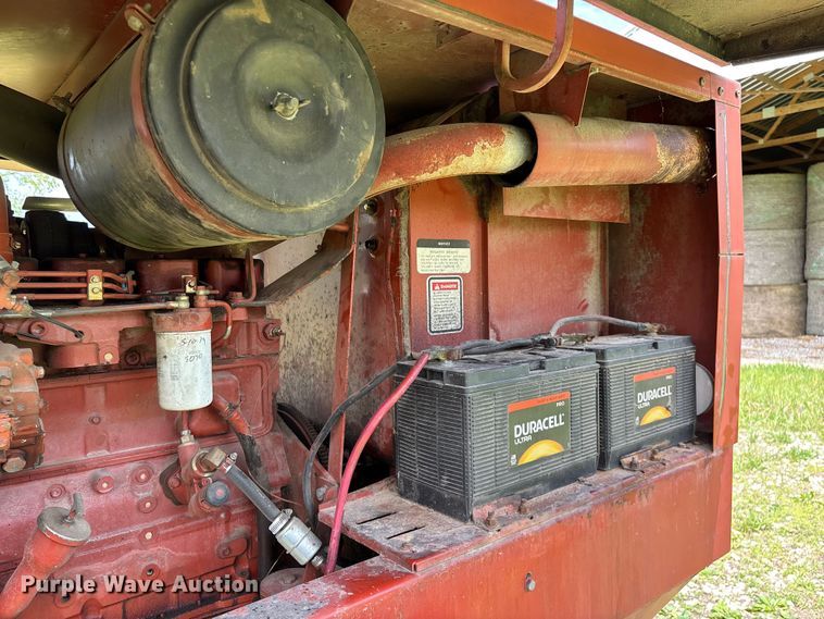 image for item FG0346 Hesston 8500 swather / windrower