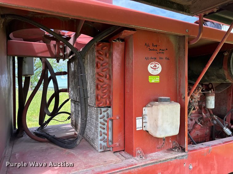 image for item FG0346 Hesston 8500 swather / windrower