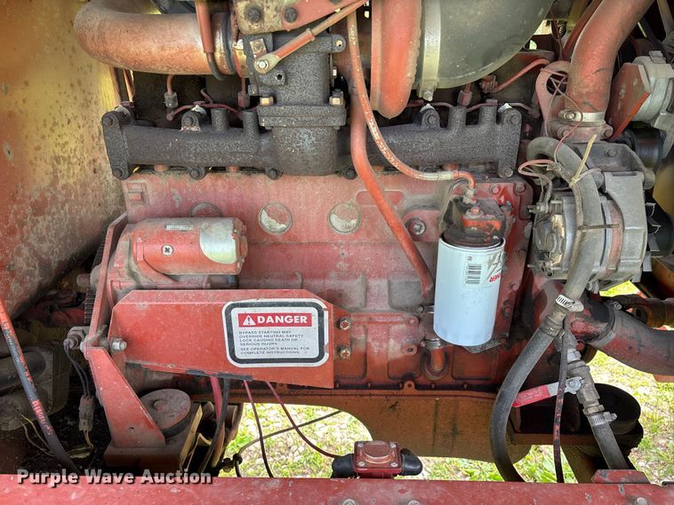 image for item FG0346 Hesston 8500 swather / windrower
